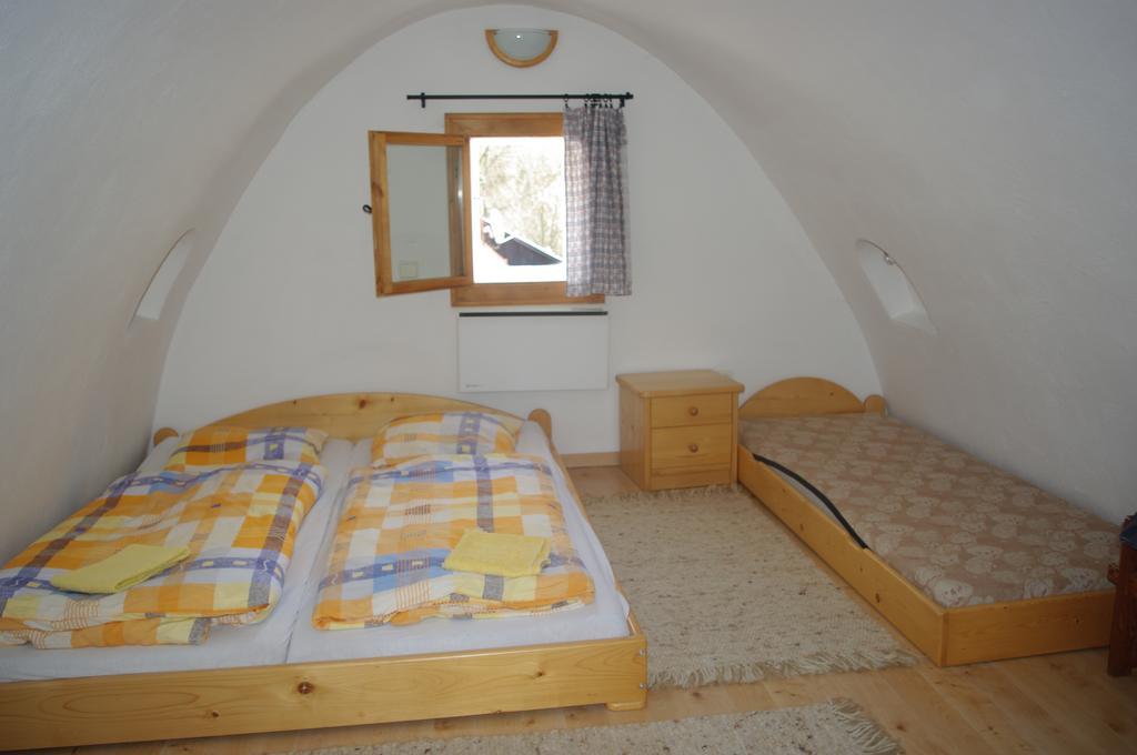 Syparne Guest House Liptovsky Jan Room photo
